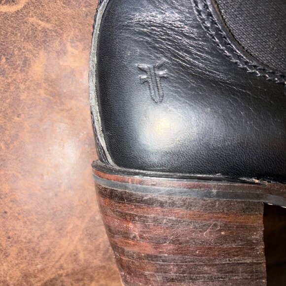 Vintage Frye Sabrina Black Leather Chelsea Ankle Boots - Picture 5 of 10